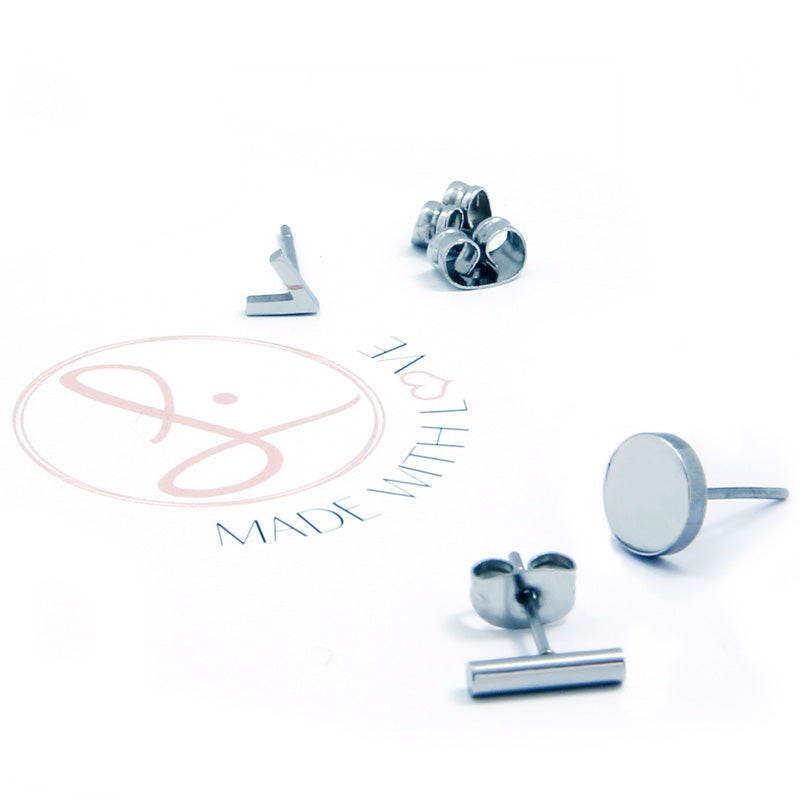 la•Label Jewelry Studs V-shape small LE-014-VHV