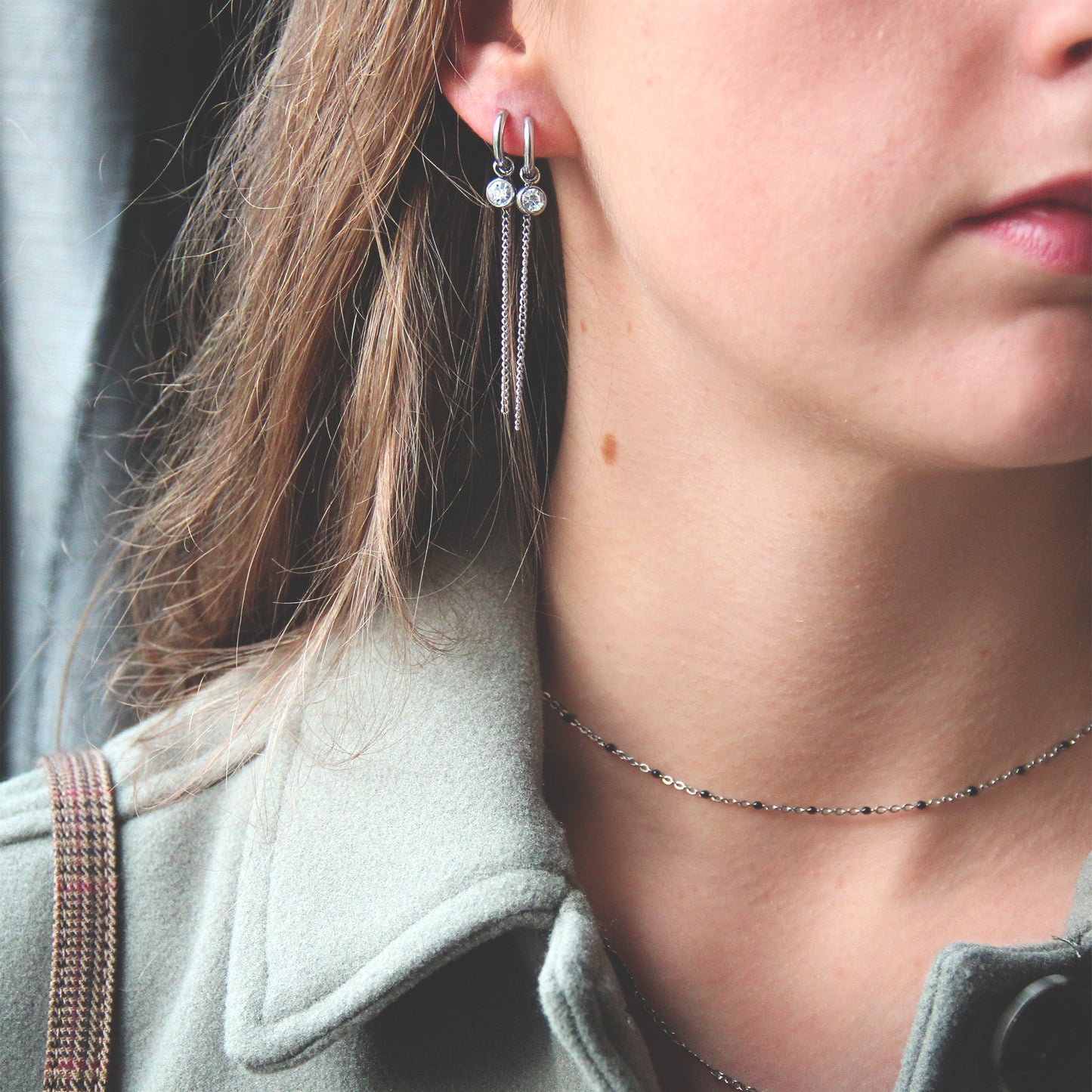 la·Label Jewelry Necklace black dots LN-035-BLA
