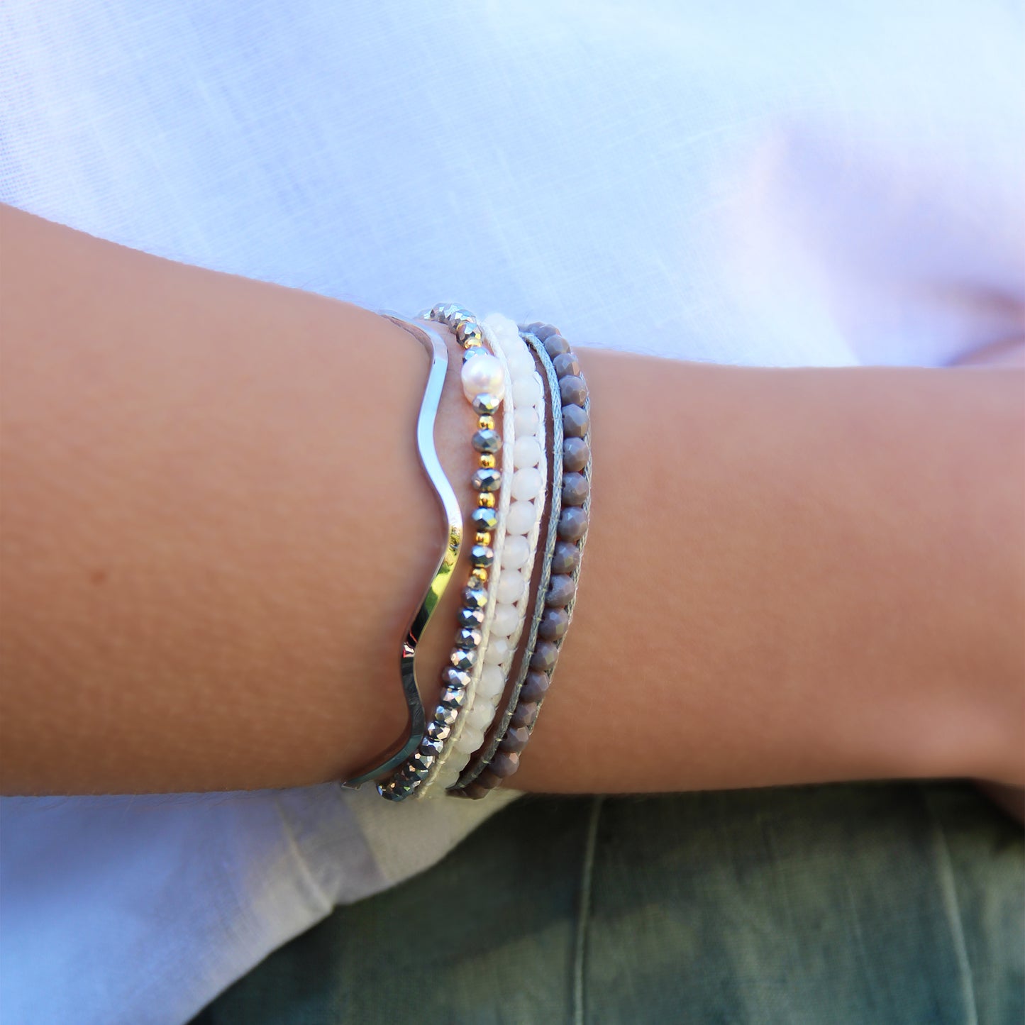 la·Label Jewelry Cuff Wave